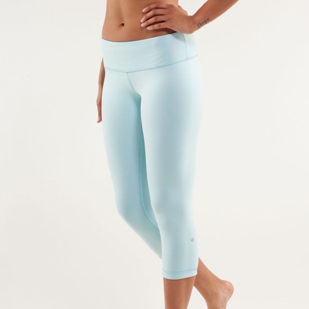 Lulu lemon reversible cropped leggings